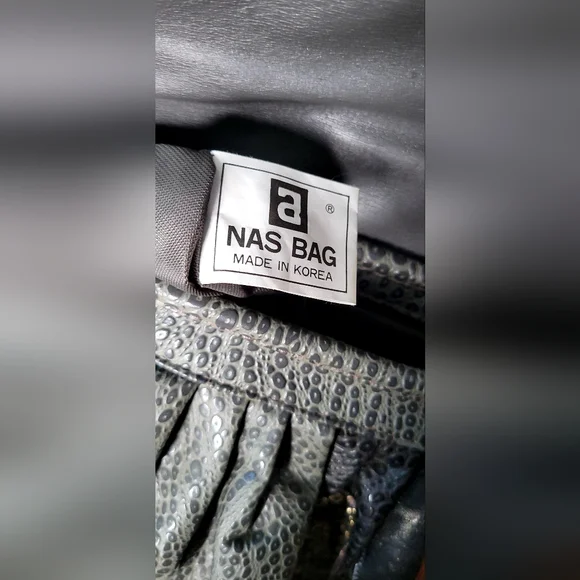 Nas - Picture 3 of 3